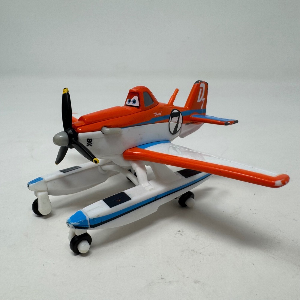 Disney Pixar Planes Fire Rescue Pontoon Dusty Crophopper 2014 1:55 Diecast